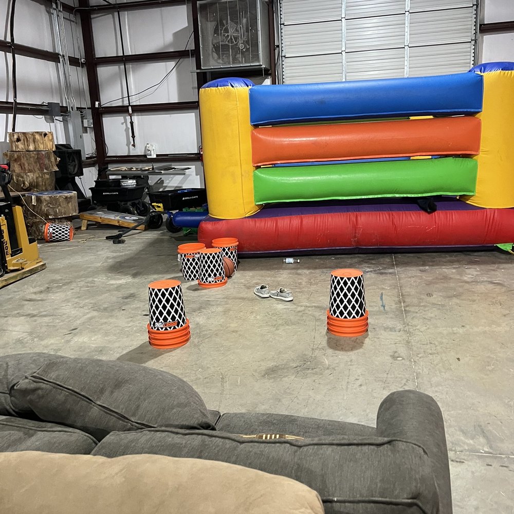 Axe Monkeys Fort Hood - Bounce house, games - Axe Throwing Near Me - Killeen, Texas Axe Monkeys Fort Hood - Bounce house, games - Axe Throwing Near Me - Killeen, Texas