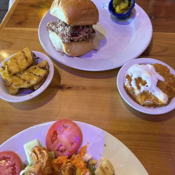 Cue Barbecue - Pulled pork sandwich with sweet potatoes and grilled pineapple - Barbeque Near Me - Milton, Georgia Cue Barbecue - Pulled pork sandwich with sweet potatoes and grilled pineapple - Barbeque Near Me - Milton, Georgia