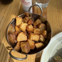SIDE BREAKFAST POTATOES.
