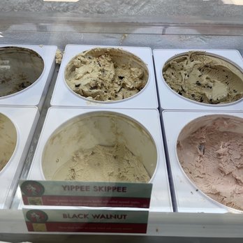 Fundae's Ice Cream & Sweets - Ice Cream & Frozen Yogurt Near Me - Speedway, Indiana Fundae's Ice Cream & Sweets - Ice Cream & Frozen Yogurt Near Me - Speedway, Indiana