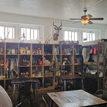 Pioneer Saloon - Inside - Japanese Near Me - Honolulu, Hawaii Pioneer Saloon - Inside - Japanese Near Me - Honolulu, Hawaii
