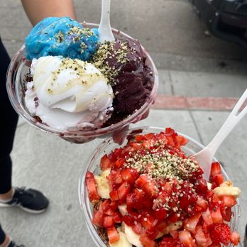 Juice Wave - The wave and the açaí - Juice Bars & Smoothies Near Me - San Diego, California Juice Wave - The wave and the açaí - Juice Bars & Smoothies Near Me - San Diego, California