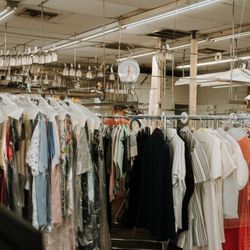 Comet Custom Cleaners