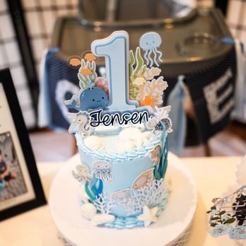 Fancy Cake Bakery - Desserts Near Me - Tustin, California