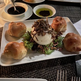 The 1770 House - Burrata - Hotels Near Me - East Hampton, New York The 1770 House - Burrata - Hotels Near Me - East Hampton, New York