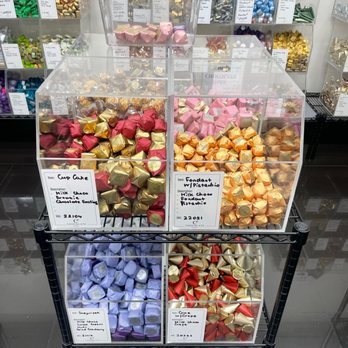 Chocolate Counter - Chocolatiers & Shops Near Me - Los Angeles, California