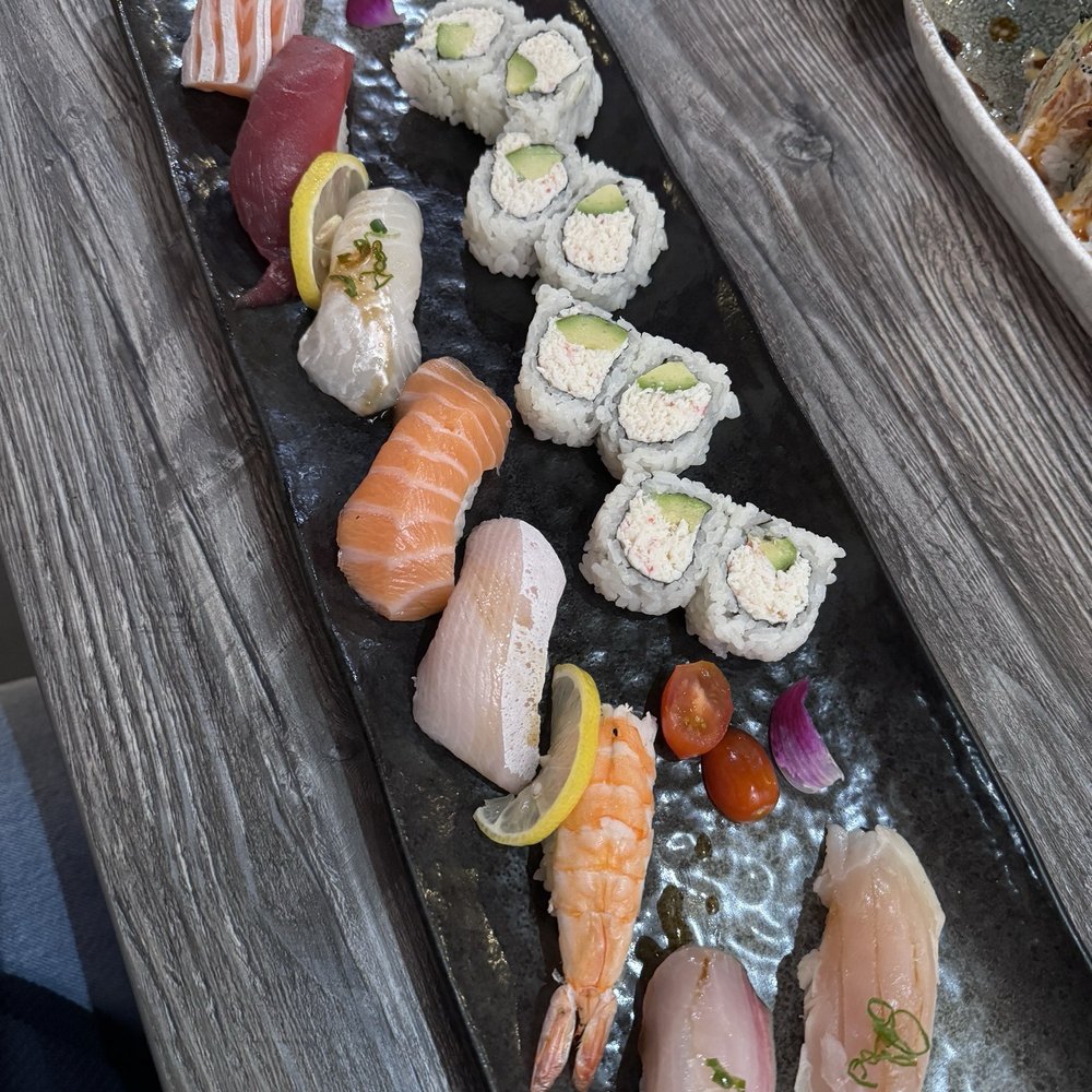Yoshi Sushi - Sushi Regular - Sushi Bars Near Me - Los Altos, California Yoshi Sushi - Sushi Regular - Sushi Bars Near Me - Los Altos, California