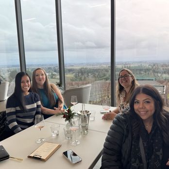 Furioso Vineyards - Wine bar - Wine Tasting Room Near Me - Dundee, Oregon