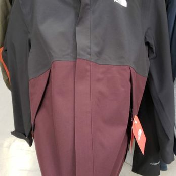 The North Face Berkeley Outlet - Found apex flex jacket for hubby 60% off - Sports Wear Near Me - Berkeley, California The North Face Berkeley Outlet - Found apex flex jacket for hubby 60% off - Sports Wear Near Me - Berkeley, California