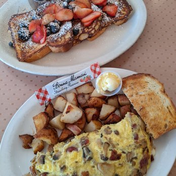 Katy's Place - Bacon mushroom scramble, French toast with fruit - Breakfast & Brunch Near Me - Carmel, California Katy's Place - Bacon mushroom scramble, French toast with fruit - Breakfast & Brunch Near Me - Carmel, California