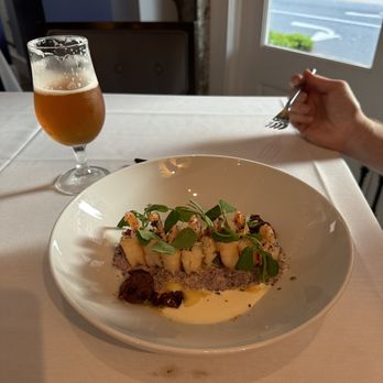 Revival - Shrimp and grits - Southern Near Me - Charleston, South Carolina Revival - Shrimp and grits - Southern Near Me - Charleston, South Carolina