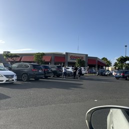 Exterior photo of Costco - Honolulu, Hawaii Exterior photo of Costco - Honolulu, Hawaii