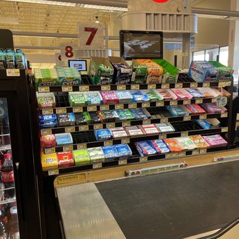 Price Chopper - a display of drinks and beverages - Grocery Near Me - Overland Park, Kansas