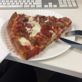 Pranzo Pizza & Pasta - A star is born: HUGE deep dish pizza slice for $3.75 - Pizza Near Me - New York, New York