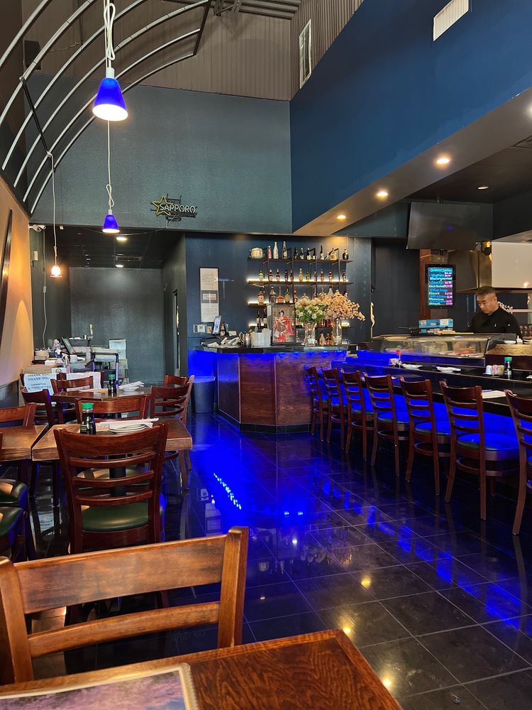 Fujiyama Sushi & Yakitori Bar