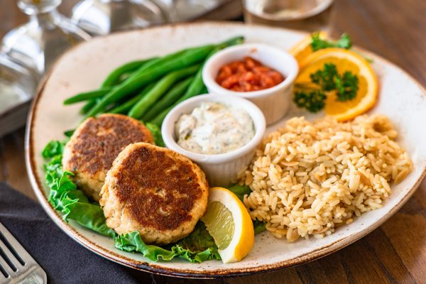 THE OWL’S NEST RESTAURANT - Updated December 2024 - 600 W Sixth St