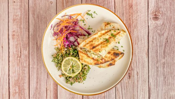 Ginger Cafe&Grill by null