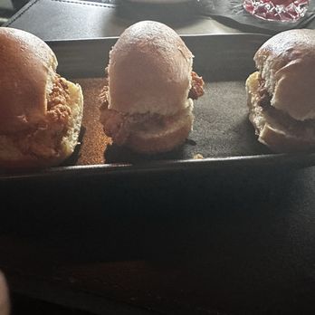 Morton's The Steakhouse - Chicken sliders - Steakhouses Near Me - Houston, Texas