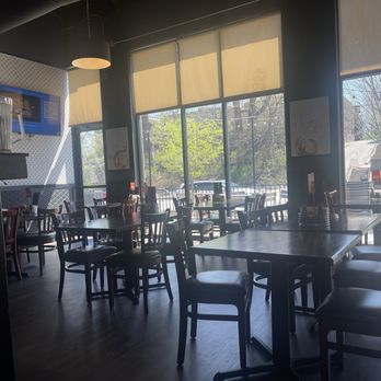 Thai Flavors Ingersoll - Window Seating - Thai Near Me - Des Moines, Iowa Thai Flavors Ingersoll - Window Seating - Thai Near Me - Des Moines, Iowa