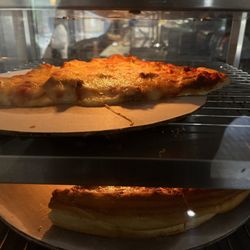 Baby BBQ Fire - Pan Pizza Slice