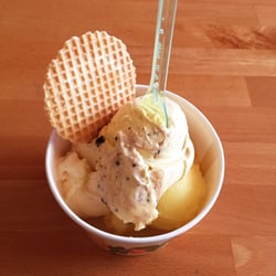 Bäckerei Stefan Kretzschmar - Dreierlei Eissorten