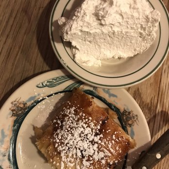 Peter Luger - Apple Strudel - Steakhouses Near Me - Brooklyn, New York