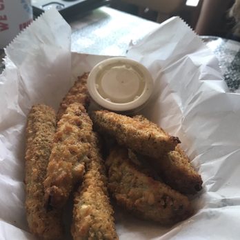 Gus's World Famous Fried Chicken - Fried Pickles - Chicken Shop Near Me - Chamblee, Georgia
