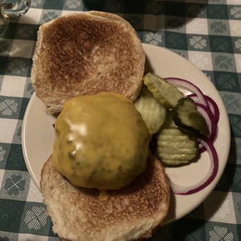 J.G. Melon - Cheeseburger - American Near Me - New York, New York J.G. Melon - Cheeseburger - American Near Me - New York, New York
