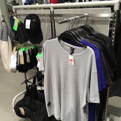 H&M