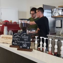 Magic City Perks - Baristas doin their thing