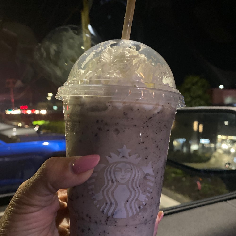 Starbucks - Crème white chocolate Frappuccino with soy milk, Vanilla bean,  and Java chips - Coffee & Tea Near Me - Laurinburg, North Carolina