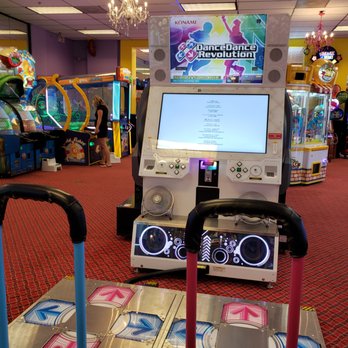 Fun Factory - Dance Dance Revolution Game - Arcades Near Me - Kahului, Hawaii