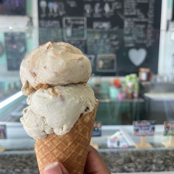Tarascos Ice Cream - Biscoft and banana pudding ice cream - Ice Cream & Frozen Yogurt Near Me - Houston, Texas Tarascos Ice Cream - Biscoft and banana pudding ice cream - Ice Cream & Frozen Yogurt Near Me - Houston, Texas