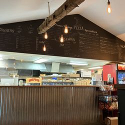 Pizza Chef of Quechee - Inside