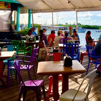 Dockside Bar and Grill - Bars Near Me - Marathon, Florida