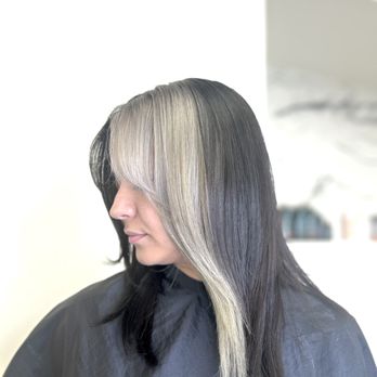 Colour Me Ash - Hair Salons Near Me - Waipahu, Hawaii Colour Me Ash - Hair Salons Near Me - Waipahu, Hawaii
