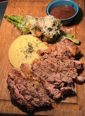 Clandestino Gastro-Bar by null