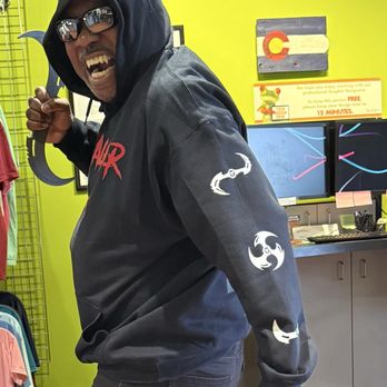 Big Frog Custom T-Shirts & More - Screen Printing/T-Shirt Printing Near Me - Aurora, Colorado