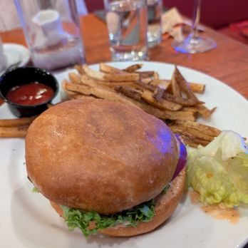In The Wood - Beyond Burger - Gastropubs Near Me - Berkeley, California In The Wood - Beyond Burger - Gastropubs Near Me - Berkeley, California