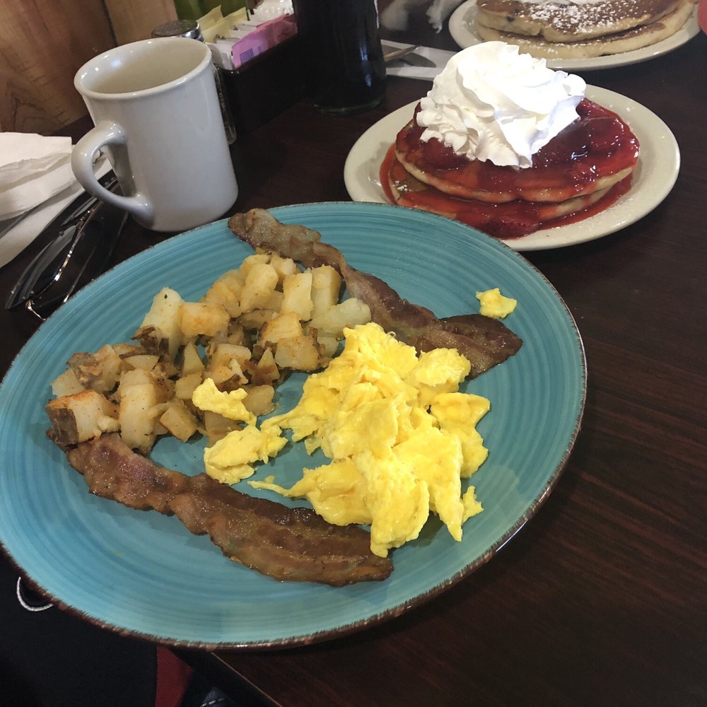 Country Scrambled Cafe 2 - Cafes Near Me - Humble, Texas