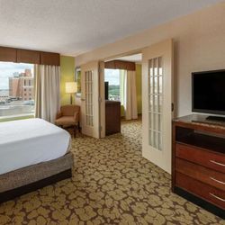 Hilton Garden Inn Pittsburgh University Place - Guest room
