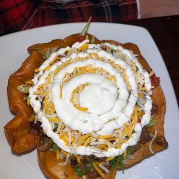 La Alameda - Taco salad with steak beans cheese lettuce cilantro onion sour cream - Mexican Near Me - New Port Richey, Florida La Alameda - Taco salad with steak beans cheese lettuce cilantro onion sour cream - Mexican Near Me - New Port Richey, Florida