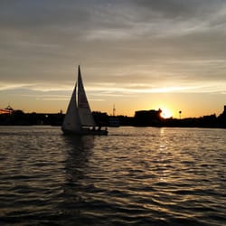 Liberty Sailing Club - Sailing South on a race day.