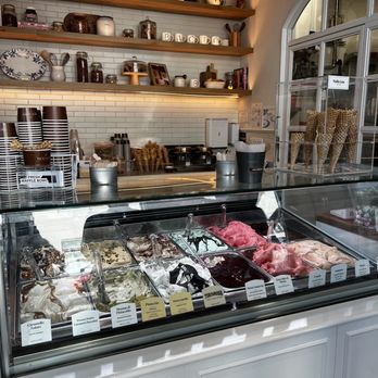 Bacio di Latte - Gelato Near Me - Pasadena, California