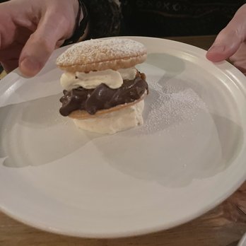 Mama - Rich chocolate, light pastry - Italian Near Me - Oakland, California