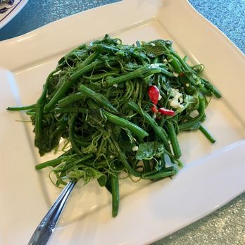 Capital Seafood - Greens w some red peppers - Dim Sum Near Me - Arcadia, California