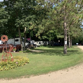 Blackhawk Valley Campground - Campgrounds Near Me - Rockford, Illinois Blackhawk Valley Campground - Campgrounds Near Me - Rockford, Illinois
