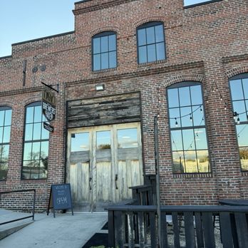 Monument City Brewing - Exterior Front - Breweries Near Me - Baltimore, Maryland