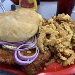 Tenderloin with onion rings & extra onion Tenderloin with onion rings & extra onion