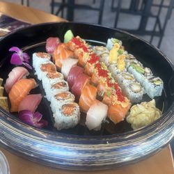 The Borough - Lots of Sushi!!